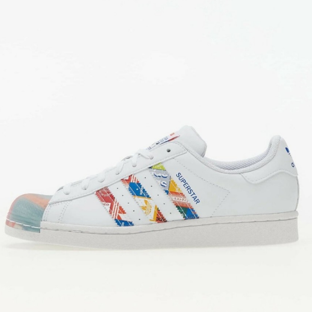 Adidas Originals Superstar sz 8 Cloud White  GX2717 Logo Multi